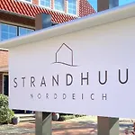 Strandhuus 4*